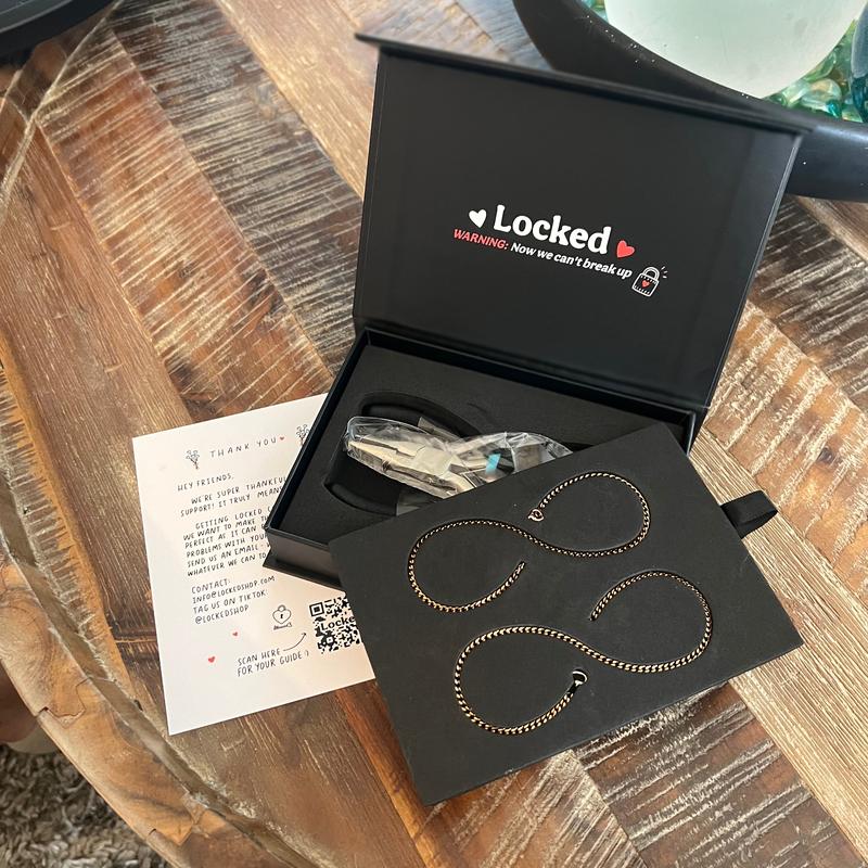 Locked Permanent Couples Bracelets with Special Clasp